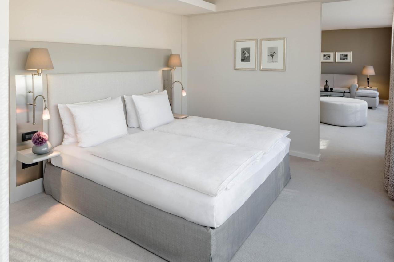 The Mandala Berlin, A Member Of Design Hotels Ngoại thất bức ảnh A bedroom at the hotel