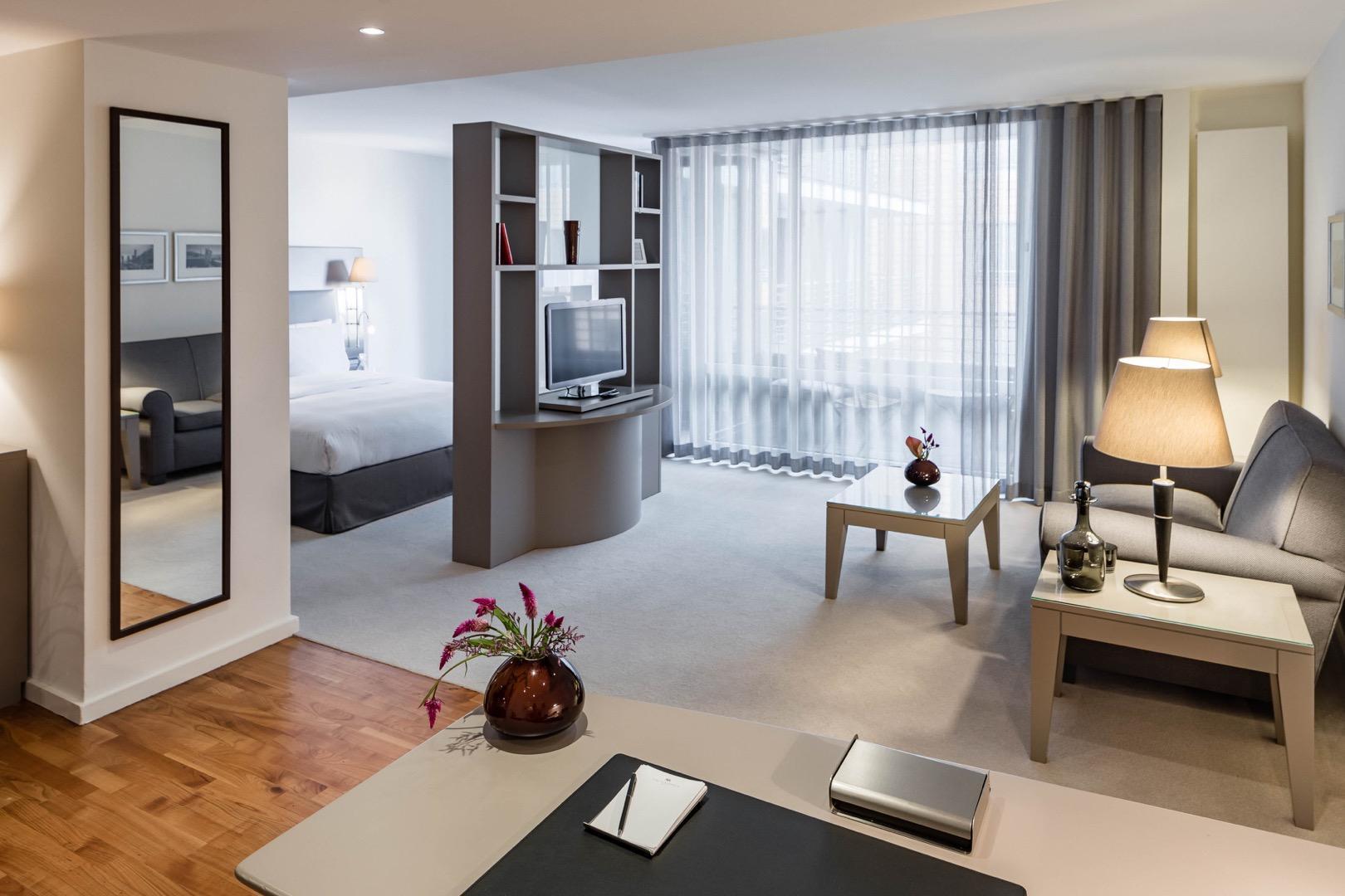 The Mandala Berlin, A Member Of Design Hotels Ngoại thất bức ảnh A typical studio apartment